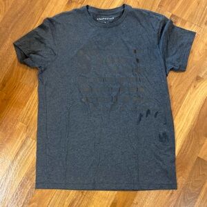 Aeropostale size large dark gray flag T-shirt
